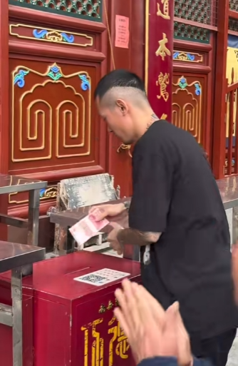 AKA刀枪不入截图