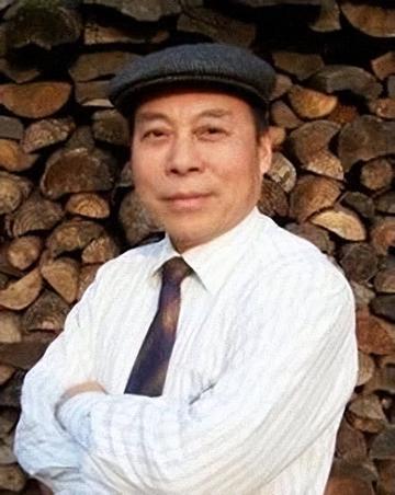 任瑞华-中国陶瓷美术大师