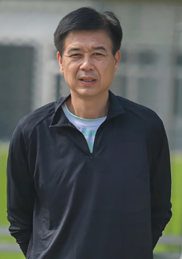 冯峰-广东广州豹足球俱乐部代理主教练