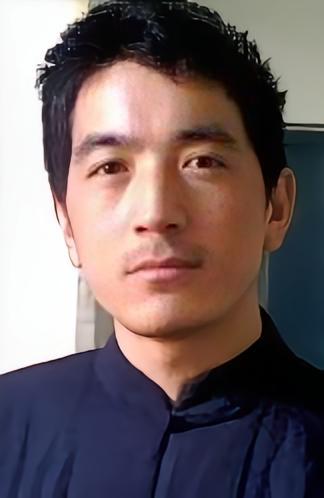 王九日-现代书法家