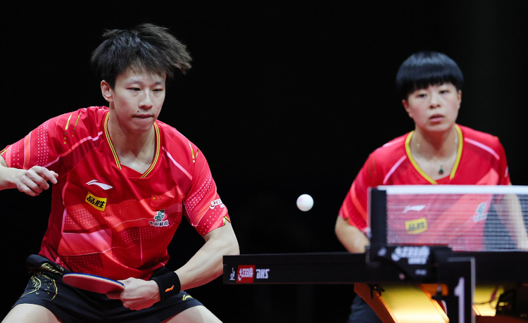 年末のプロモーション 乒乓世界2023年9月号(中国版卓球王国) 日本未 