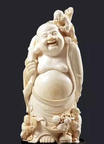 象牙玉-色泽近似象牙的软玉品种