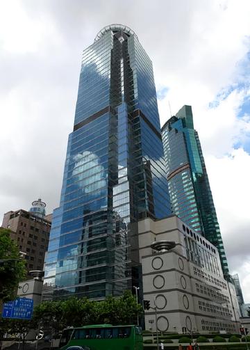 新上海国际大厦