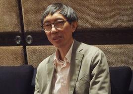 严迅奇
