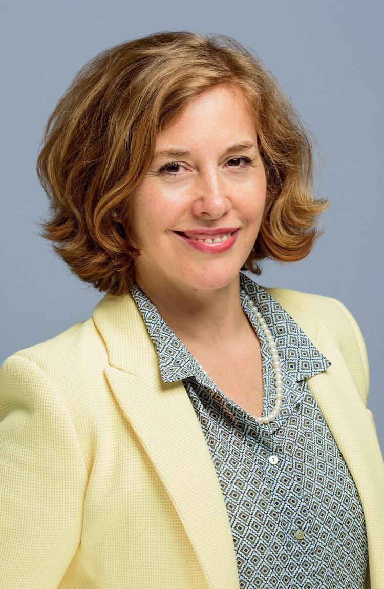 艾西亚·加西亚·埃雷罗- 抖音百科