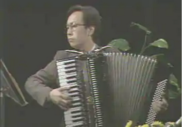 杨屹-手风琴演奏家
