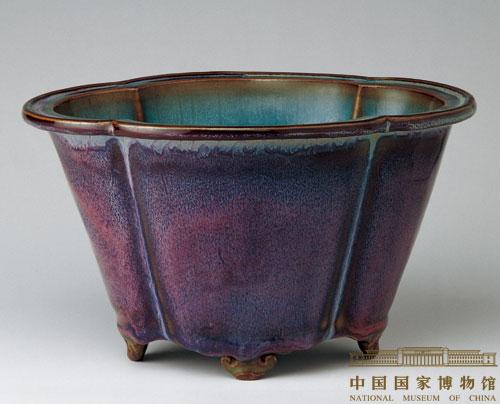 宋钧窑玫瑰紫釉海棠式花盆- 抖音百科