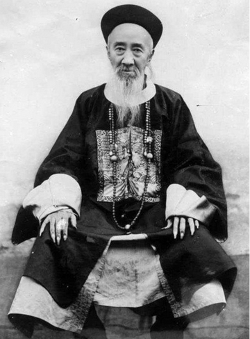 张洲-清朝官员