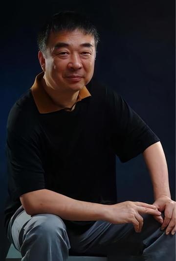 邵恩-英国吉尔福德爱乐乐团音乐总监