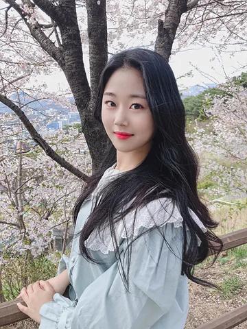 朴彩麟-韩国女歌手、演员