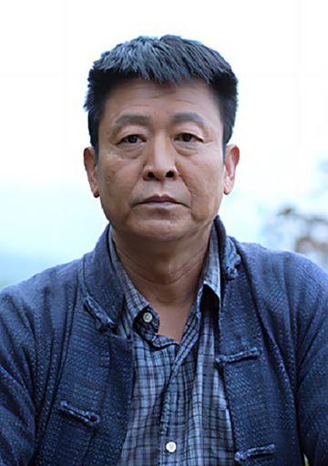 卜文革