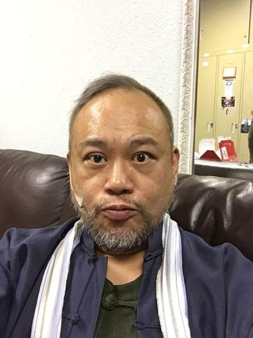 邱万城-中国演员 、造型师
