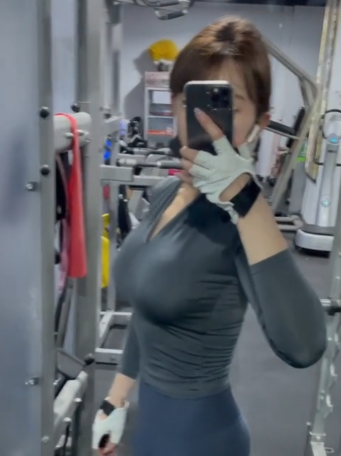 袁歆淼作品截图