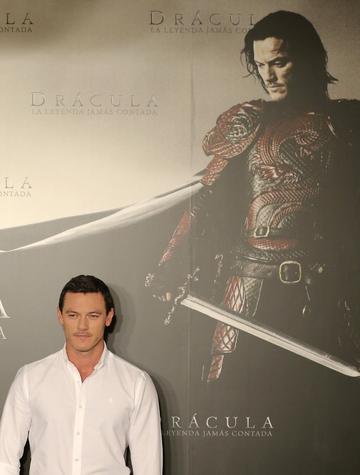 德古拉元年-2014年上映的美国奇幻动作片