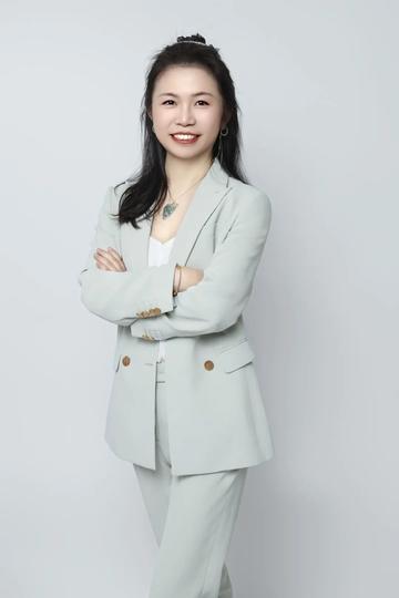 覃小红