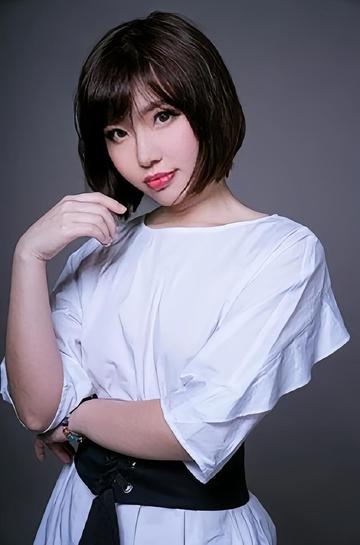唐雅菁-中国内地女配音演员