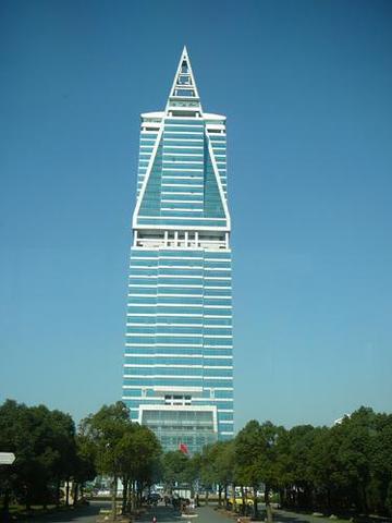 新金桥大厦-2006年建于上海的高层建筑