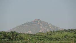 鹿蹄山-河南洛阳的山峰