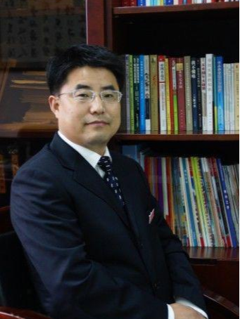 辛军锋-西安高级中学校长