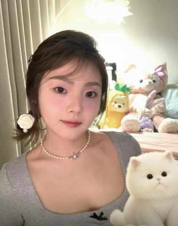 VV不爱吃甜品