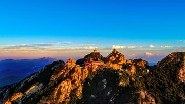 老君山-河南省洛阳市栾川县的国家AAAAA级旅游景区