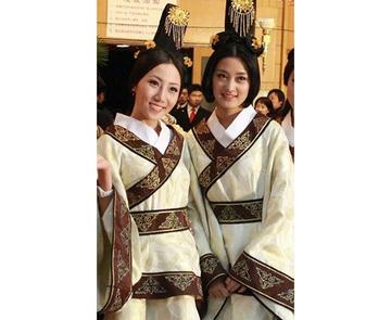 肖婷佳